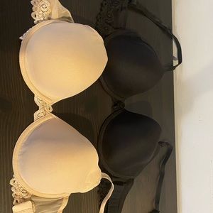 Nursing bras (3)